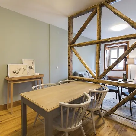 Rustic Flat At Lisbon's Heart 公寓 *